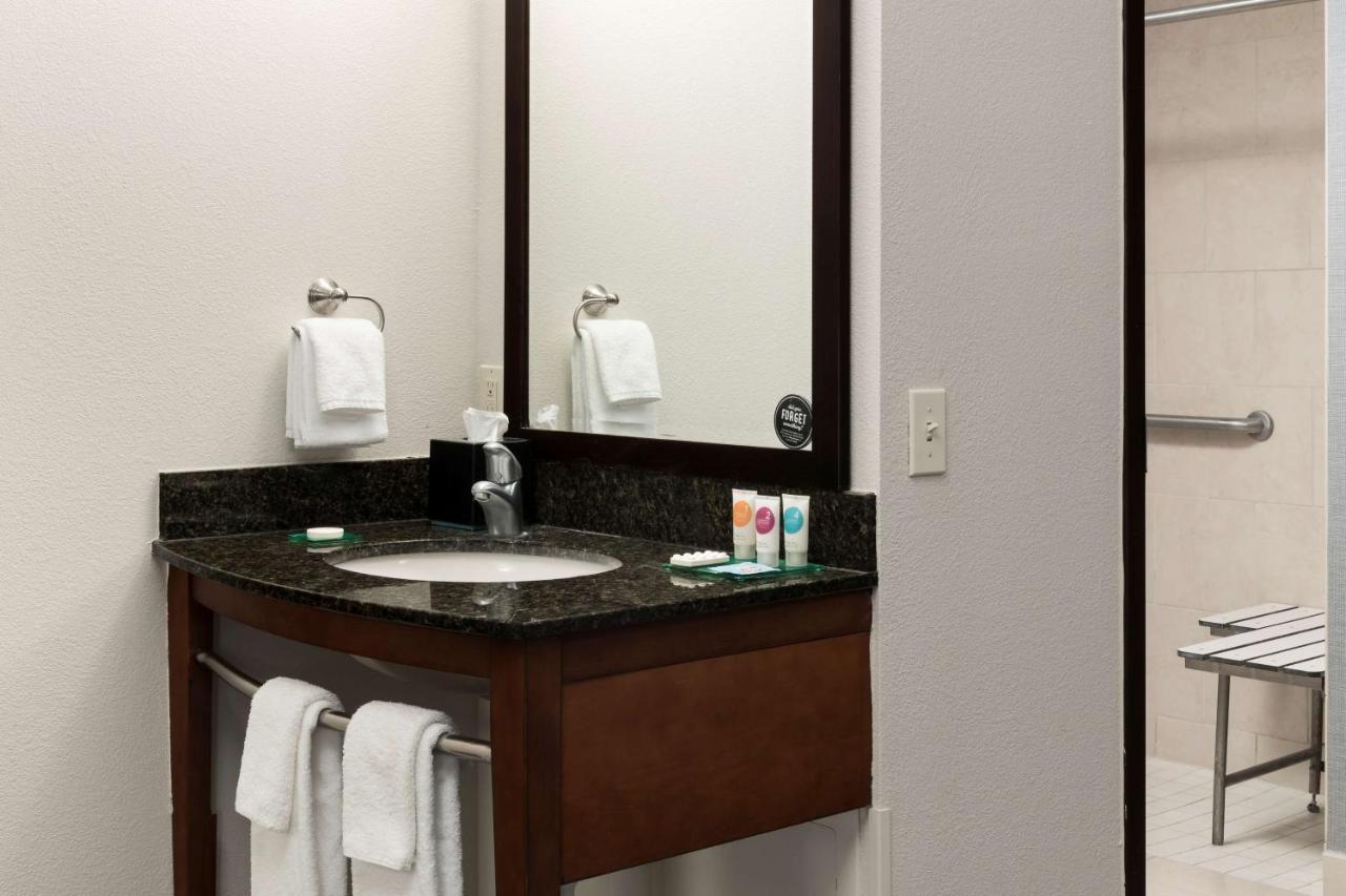 King Room with Sofa Bed - Roll-In Shower/Disability Access at Hyatt Place Jacksonville Airport