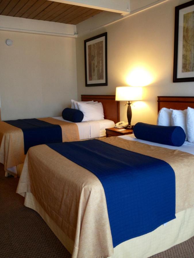 | Mikado Hotel