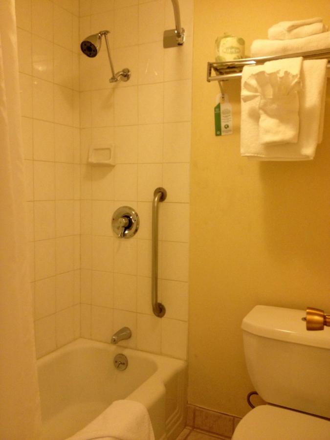 | Mikado Hotel