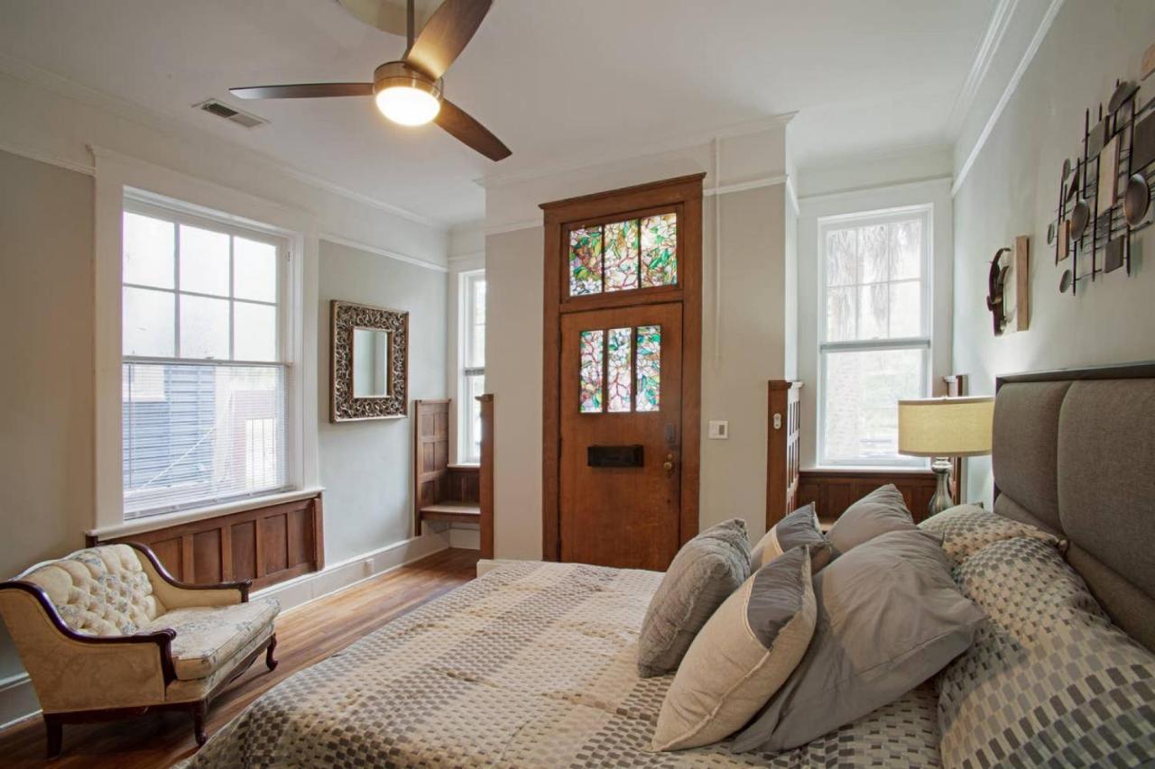 | 101 E Waldburg - Cozy Cottage just off of Forsyth Park