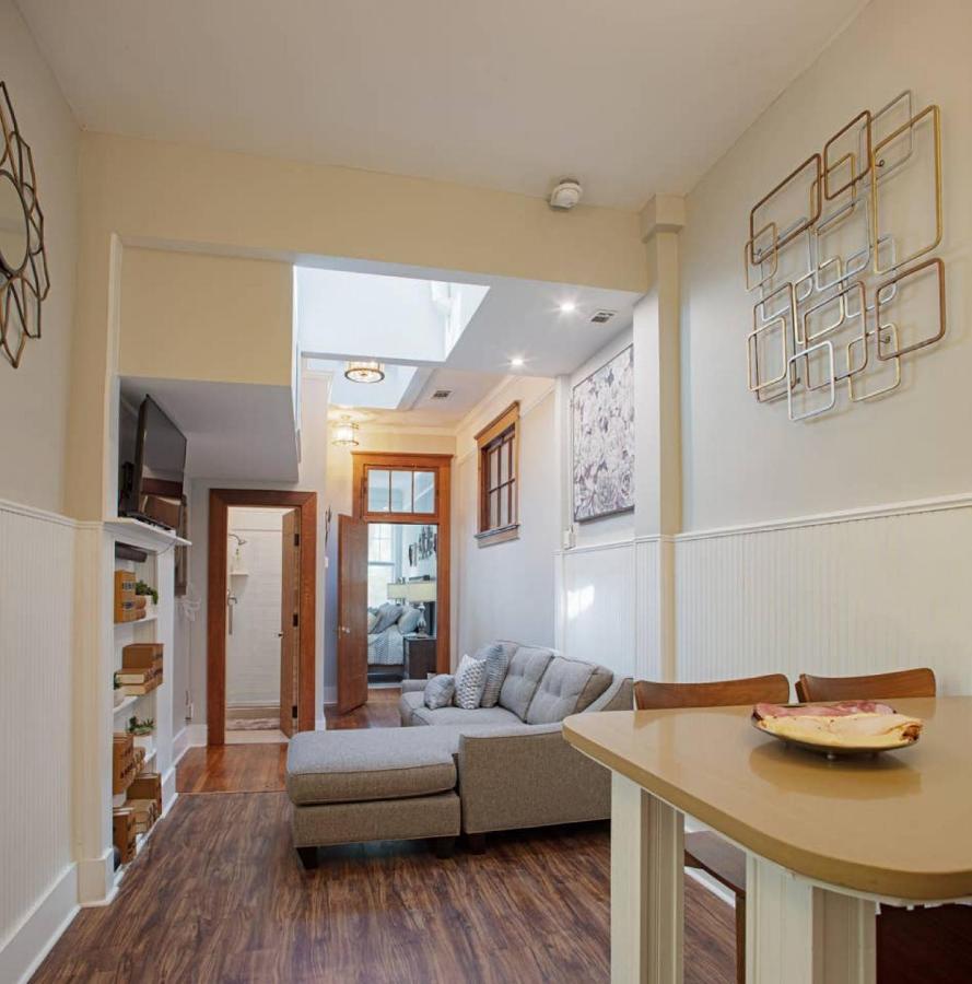| 101 E Waldburg - Cozy Cottage just off of Forsyth Park