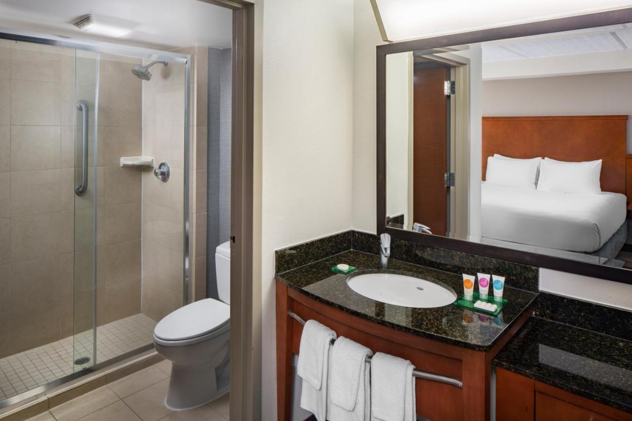| Hyatt Place Dallas/North Arlington/Grand Prairie