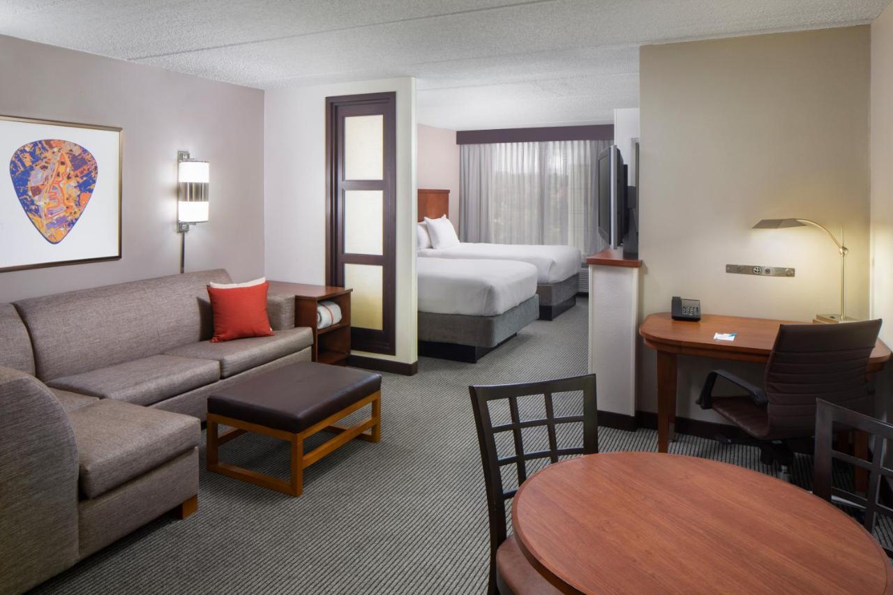 | Hyatt Place Dallas/North Arlington/Grand Prairie