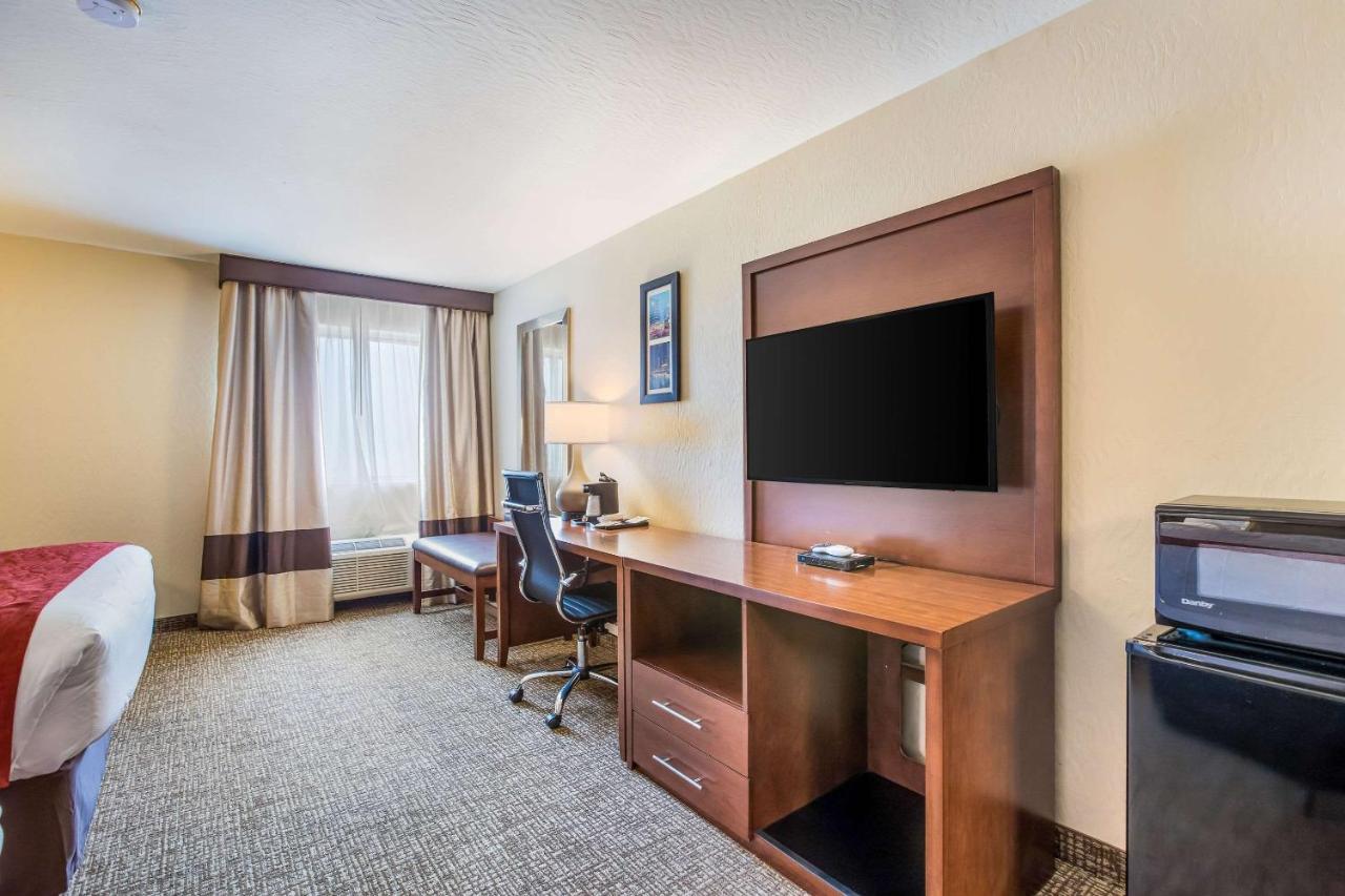 Queen Room with Two Queen Beds - Non-Smoking at Comfort Inn & Suites Fairborn near Wright Patterson AFB