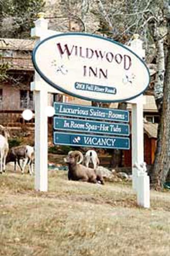 Deluxe Two-Bedroom House at Wildwood Inn