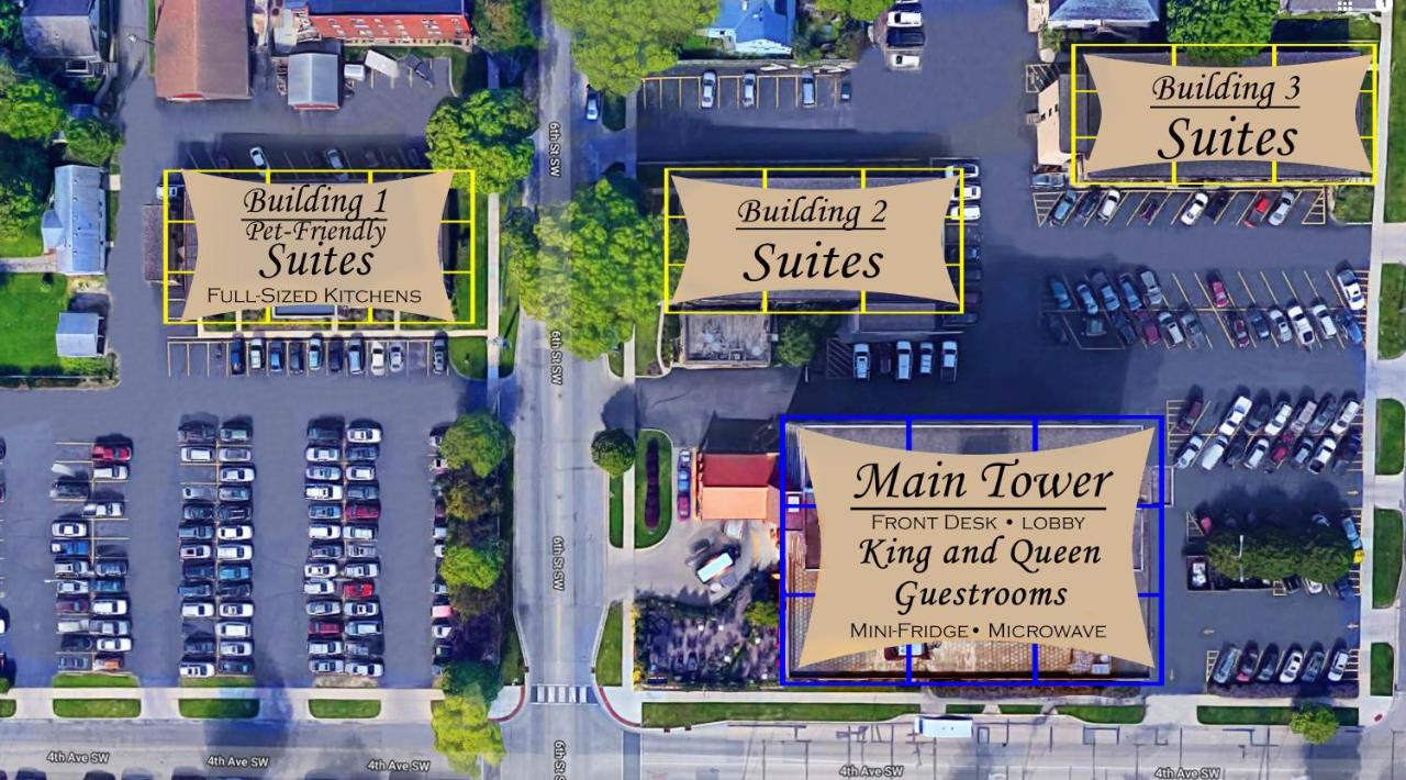 Queen Room - Disability Access at Centerstone Plaza Hotel Soldiers Field - Mayo Clinic Area
