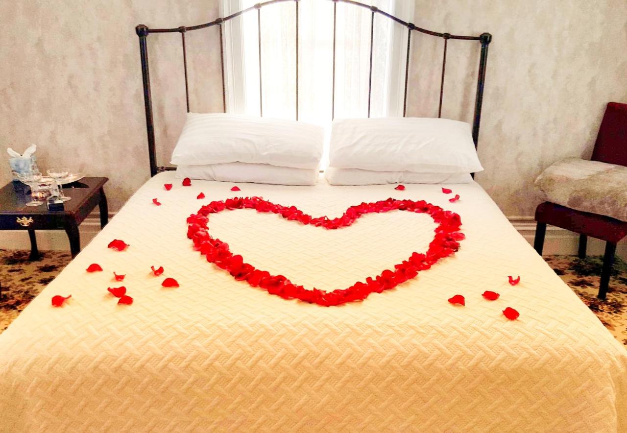  | Valley House Inn