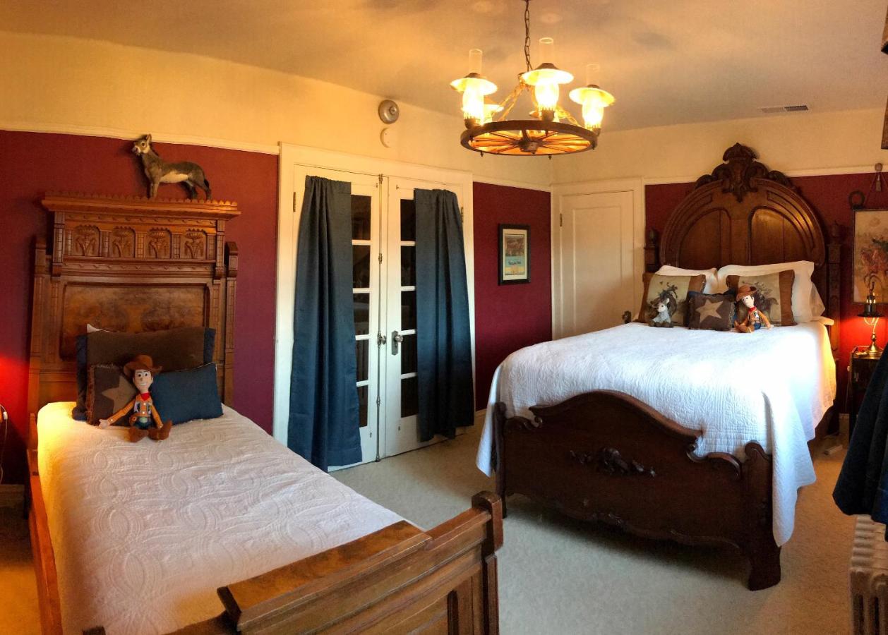 | The Inn on Knowles Hill Bed & Breakfast Hotel