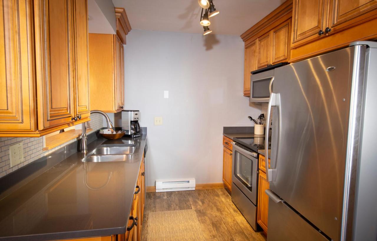 | Okemo Mountain Lodging