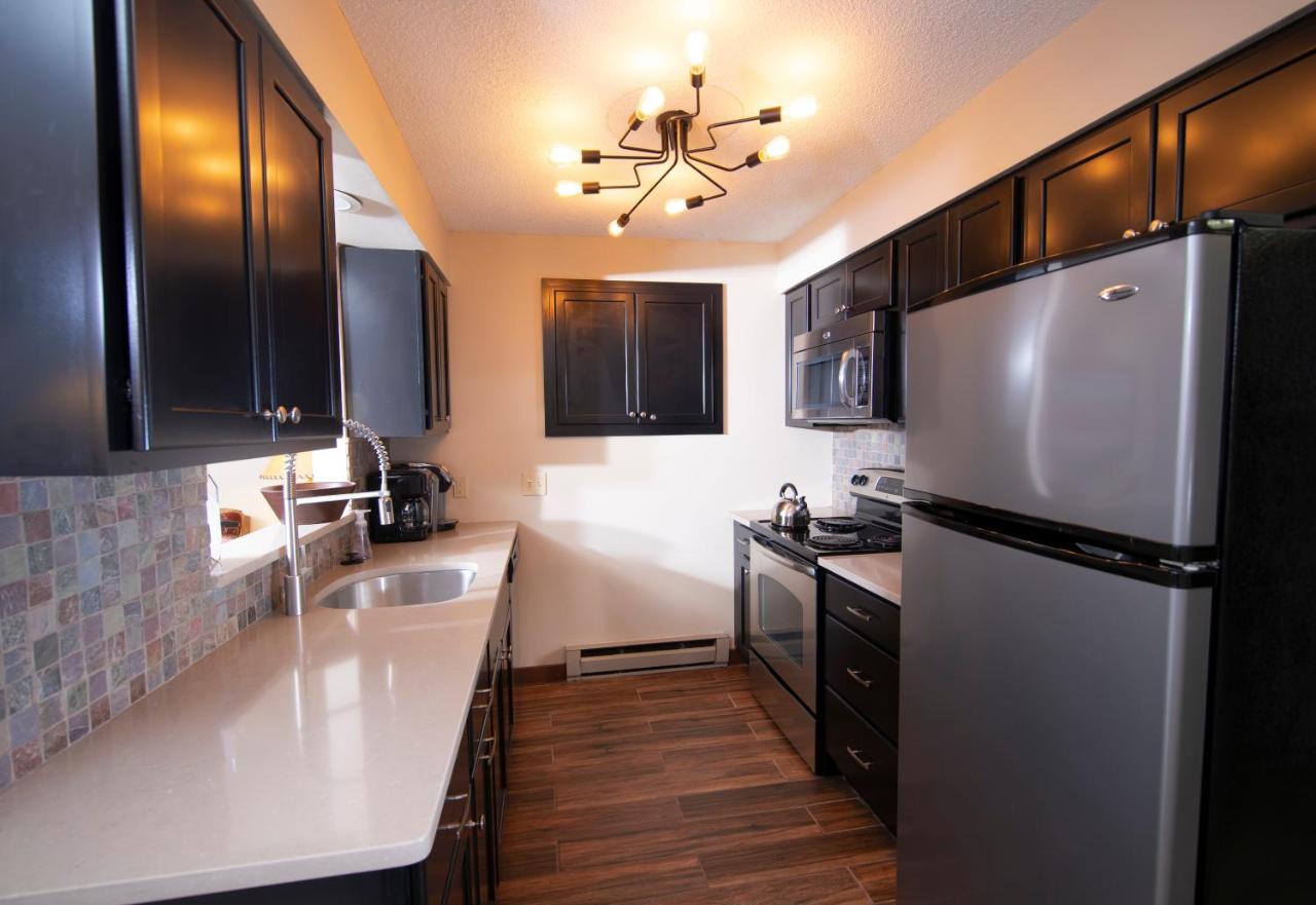 | Okemo Mountain Lodging