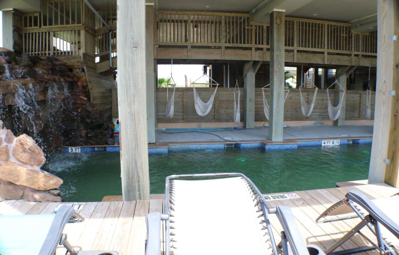 | Boardwalk Resort - Crystal Beach