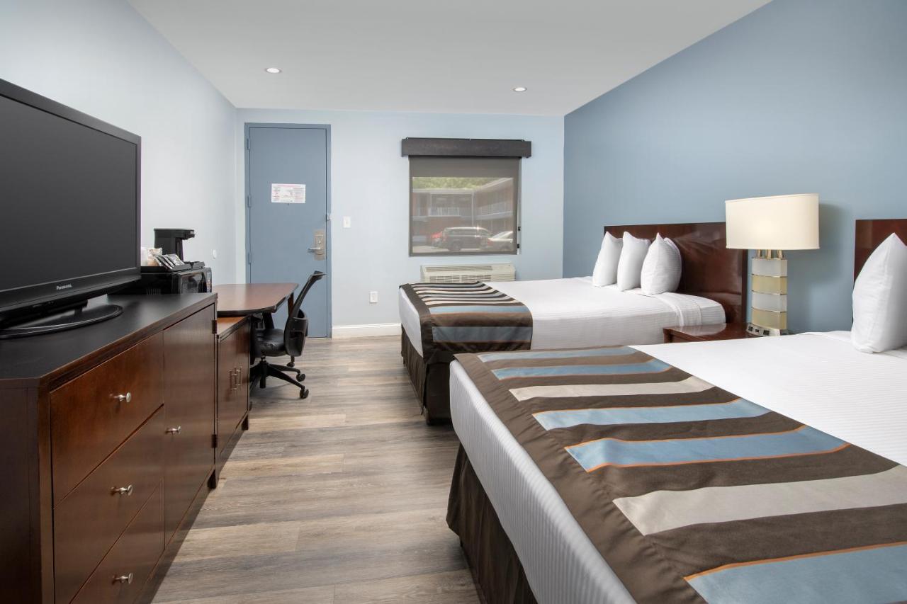 | Ivy City Hotel