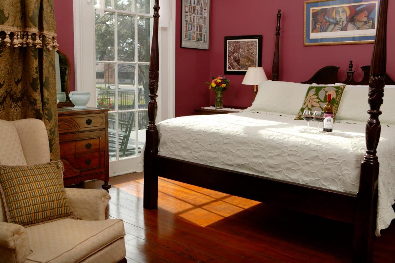 | Ashton's Bed and Breakfast