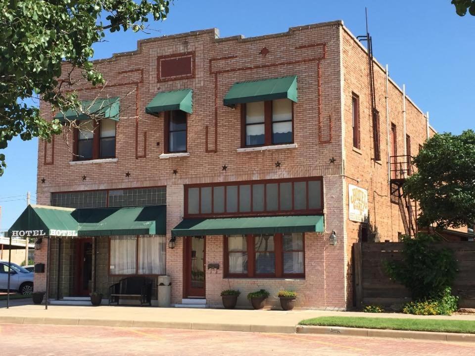 | Hotel Garza