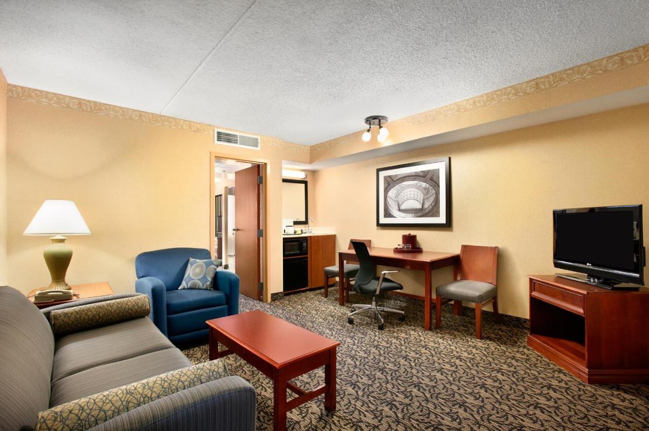 Executive Suite at Capitol Plaza Hotel Jefferson City