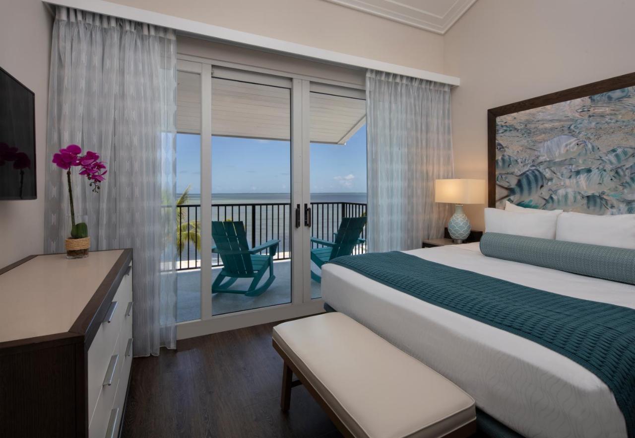 3KKQOV Three-Bedroom Suite at The Laureate Key West