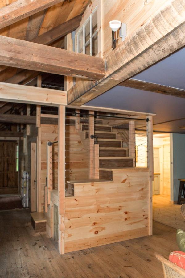  | Riverhouse