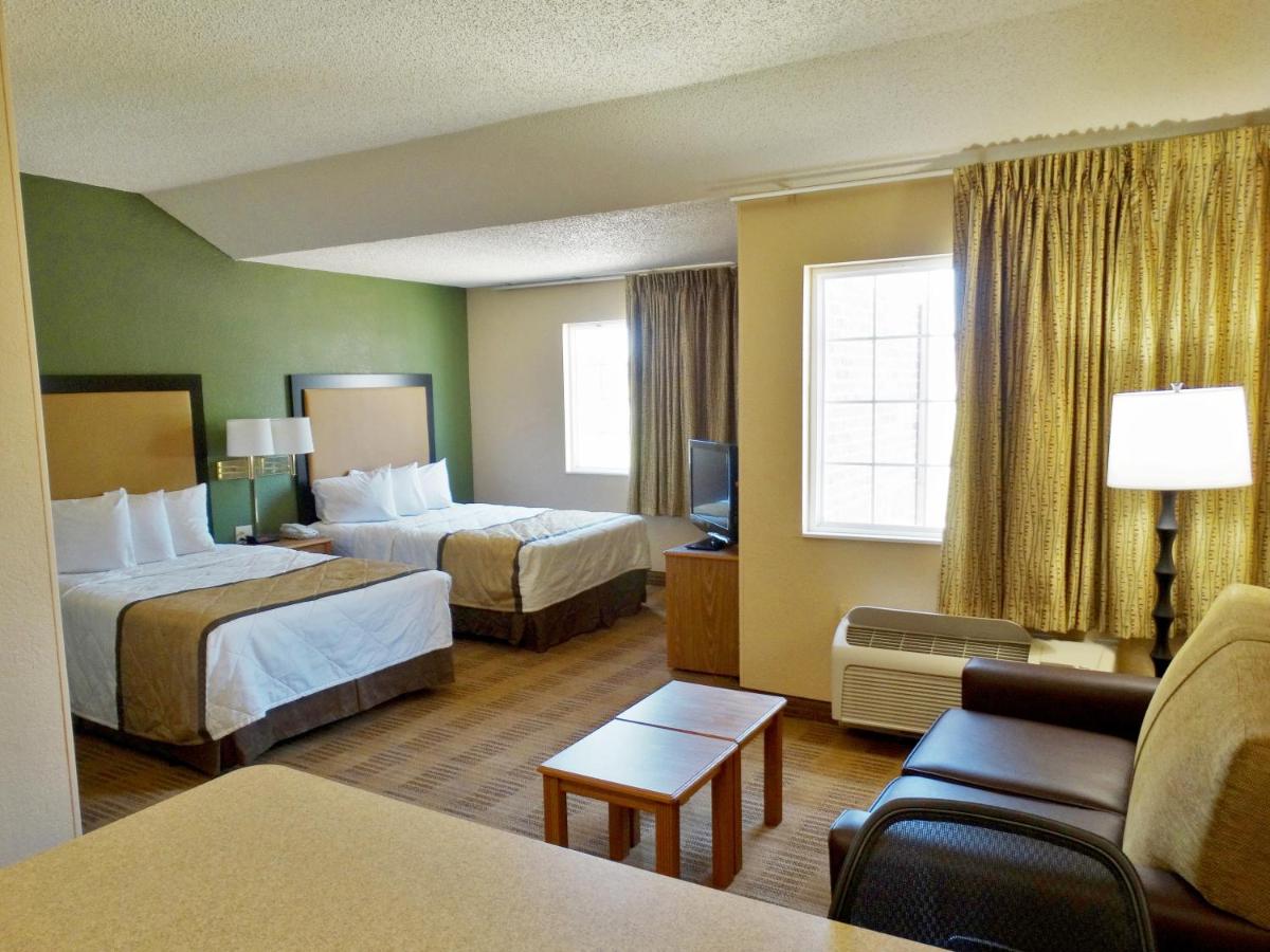 Deluxe Studio with Two Double Beds - Non-Smoking at Extended Stay America Suites Boston Peabody