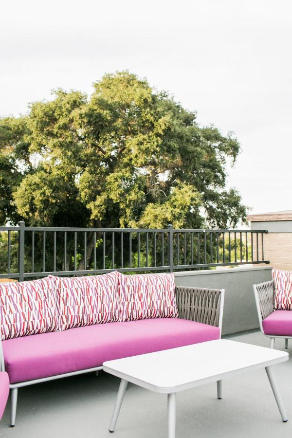 | Hotel Siri Downtown - Paso Robles