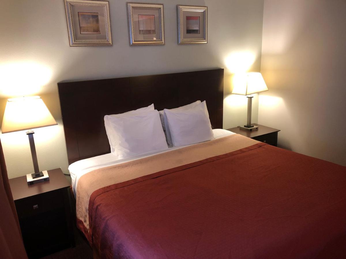 King Room - Non-Smoking at Global INN