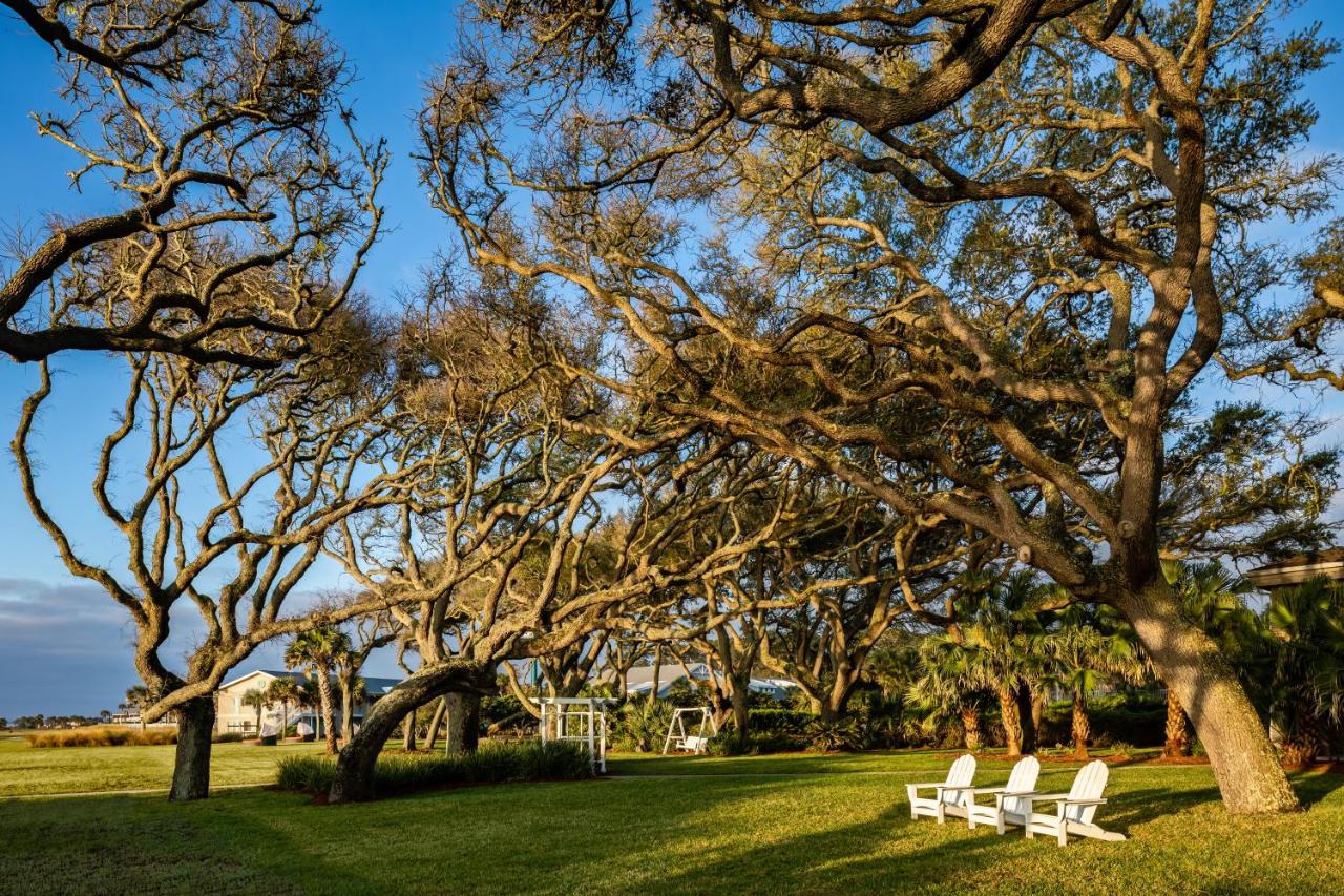 | Beachview Club Hotel