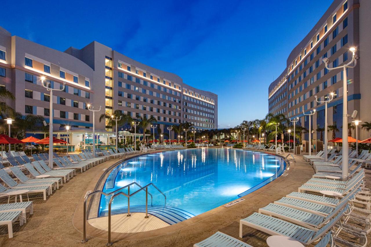 | Universal's Endless Summer Resort - Surfside Inn and Suites