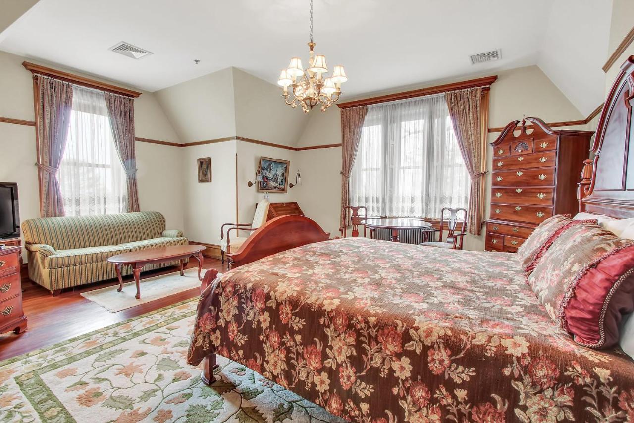  | The Gables at Stirling Guest Hotel