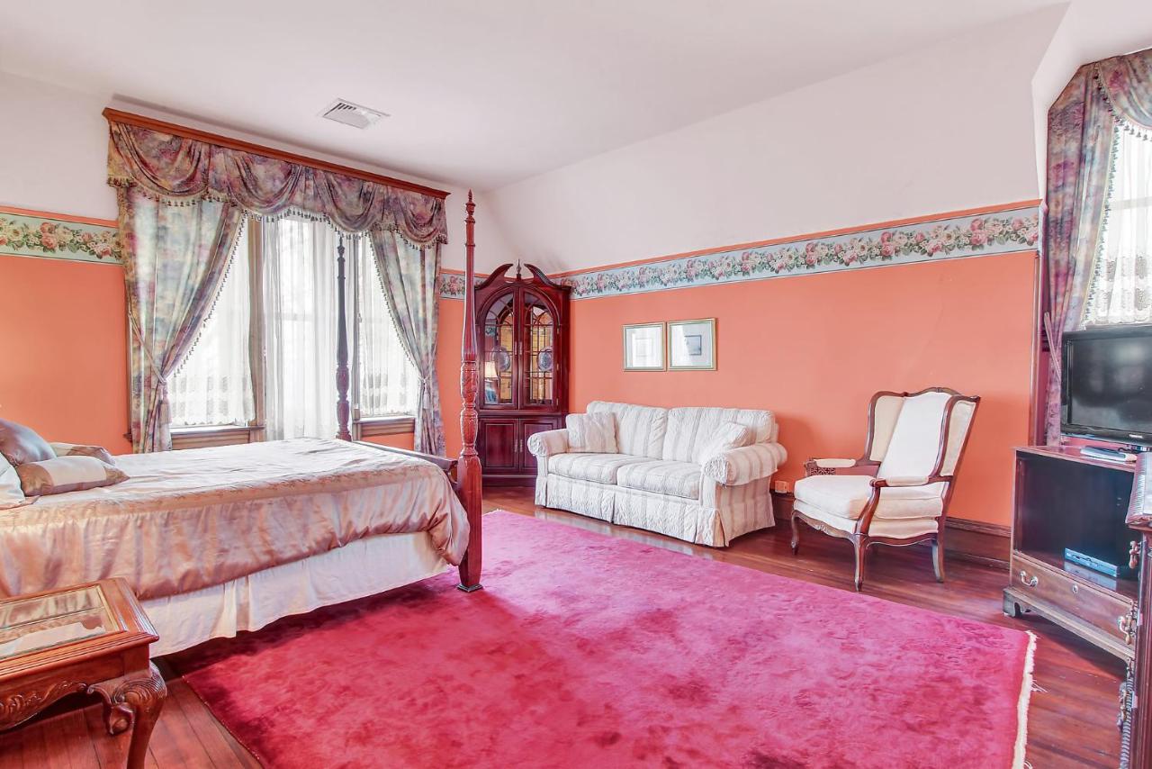  | The Gables at Stirling Guest Hotel