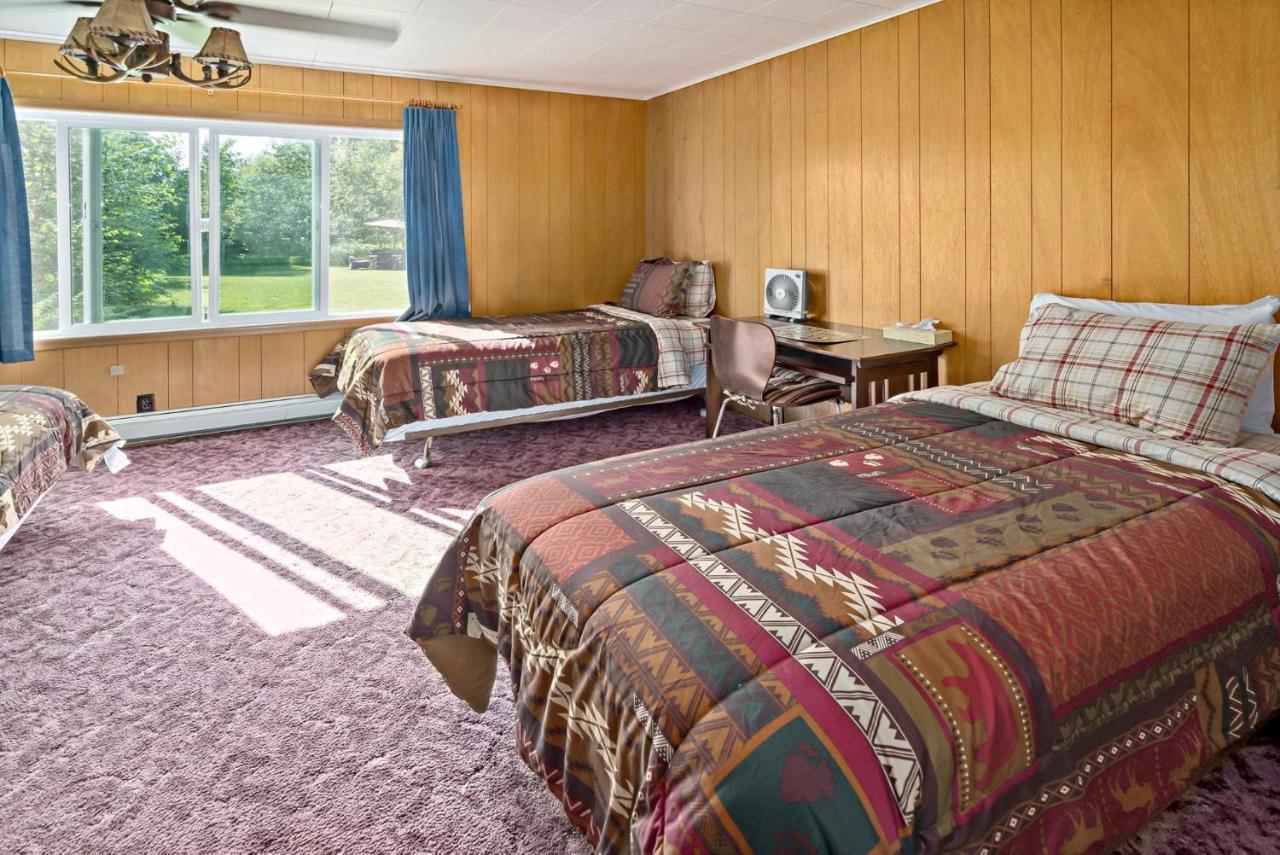 | Talkeetna Inn