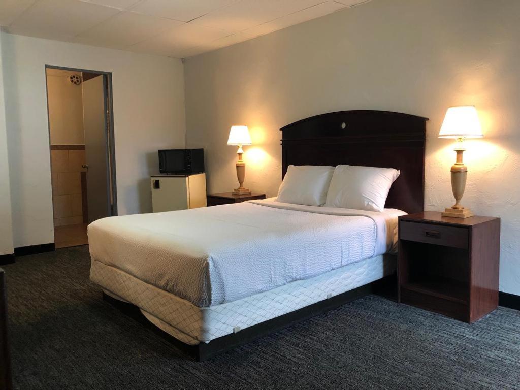 | Portland Super Value Inn