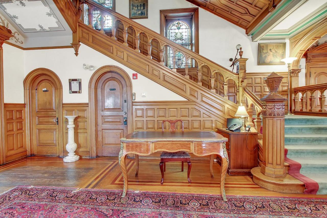  | The Gables at Stirling Guest Hotel