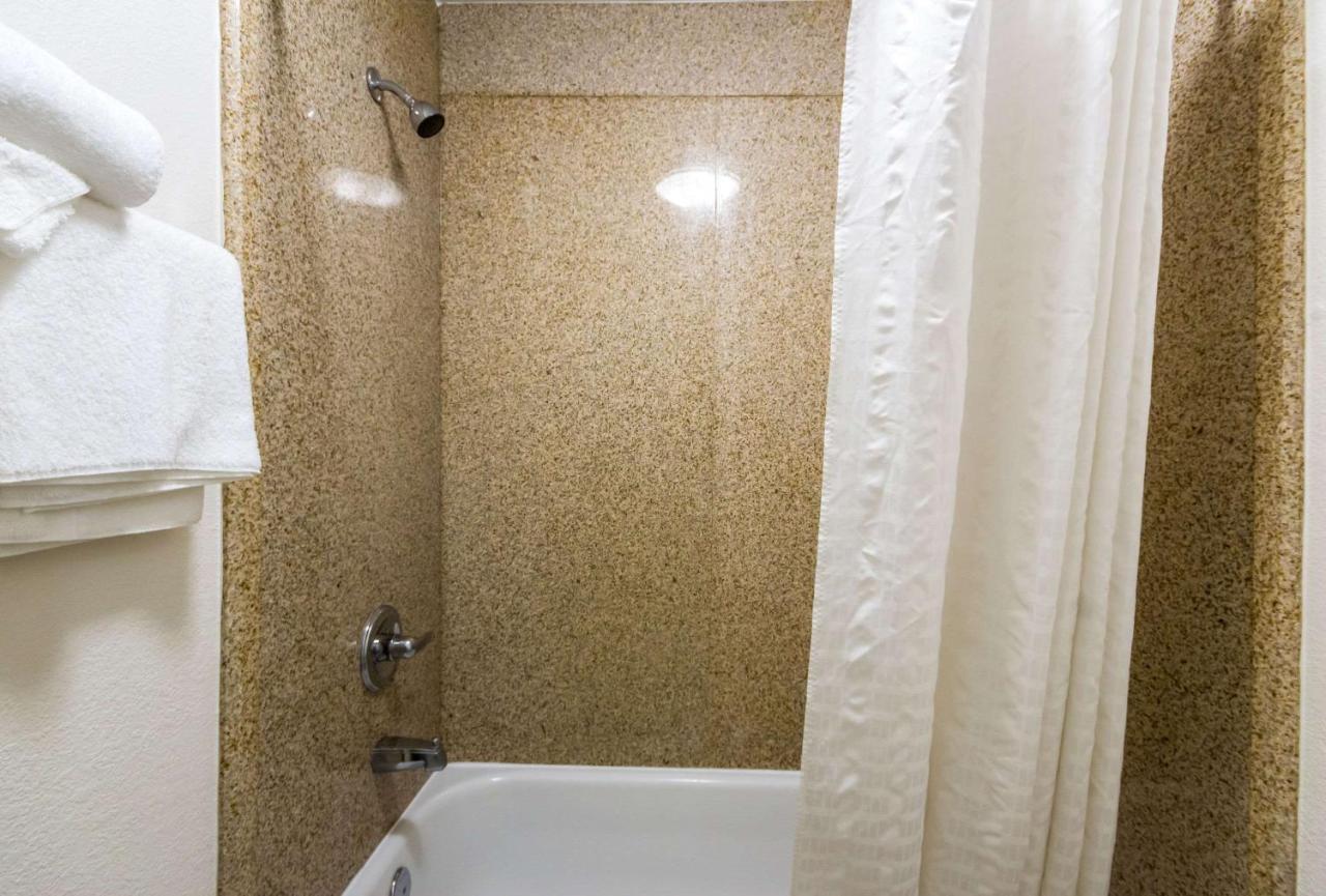 Double Room with Two Double Beds - Non-Smoking at Econo Lodge Little Creek