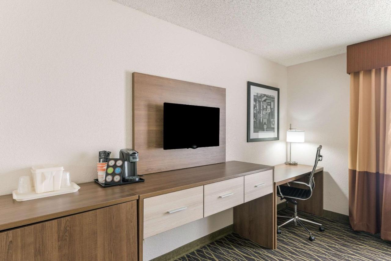 King Room - Disability Access/Non-Smoking at Quality Inn Williams Near Grand Canyon