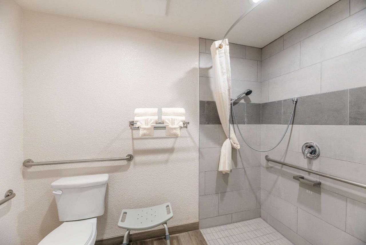 King Room - Disability Access/Non-Smoking at Quality Inn Williams Near Grand Canyon