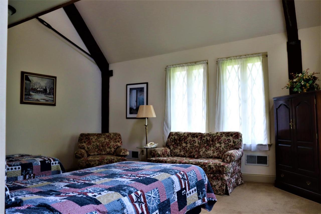  | The Gables at Stirling Guest Hotel