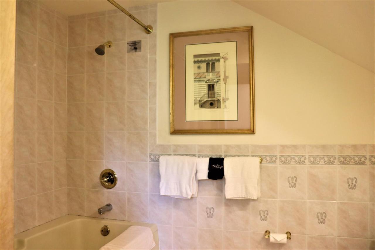  | The Gables at Stirling Guest Hotel