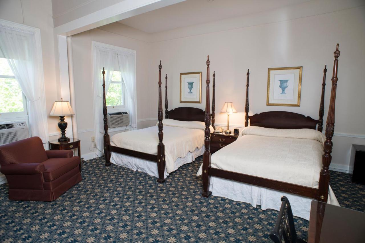 | Middlebury Inn