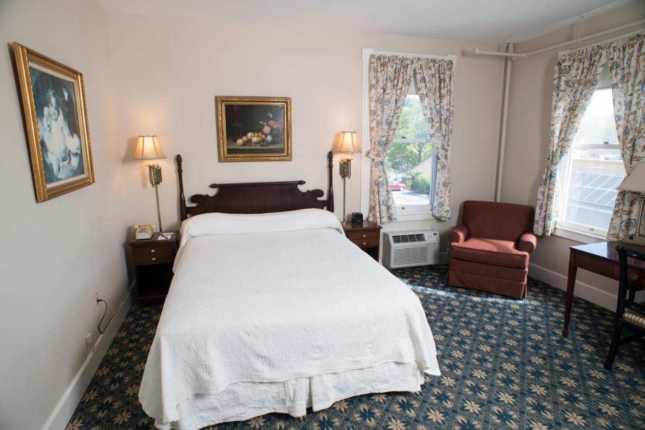 | Middlebury Inn
