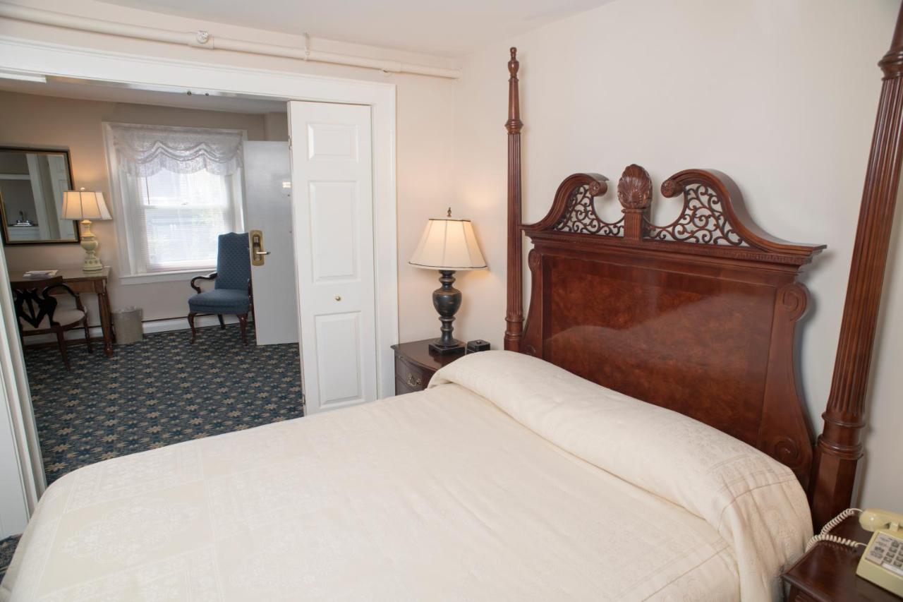 | Middlebury Inn