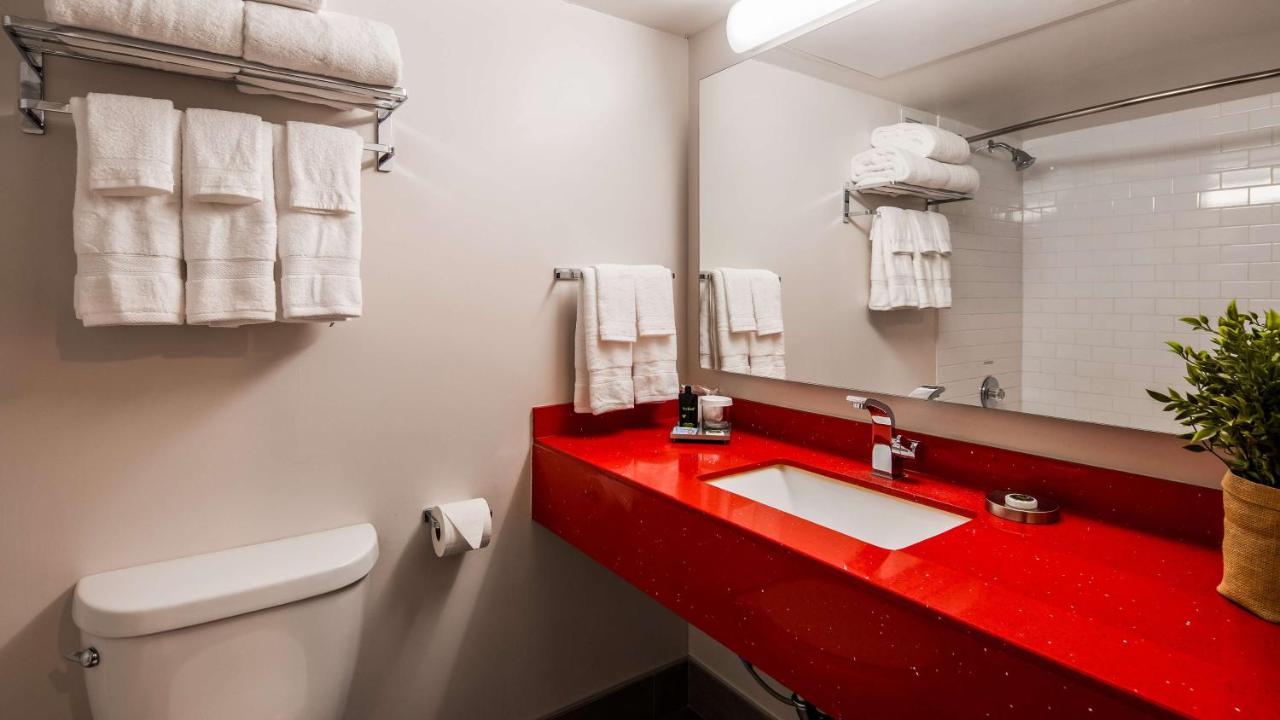  | The Rushmore Hotel & Suites, BW Premier Collection