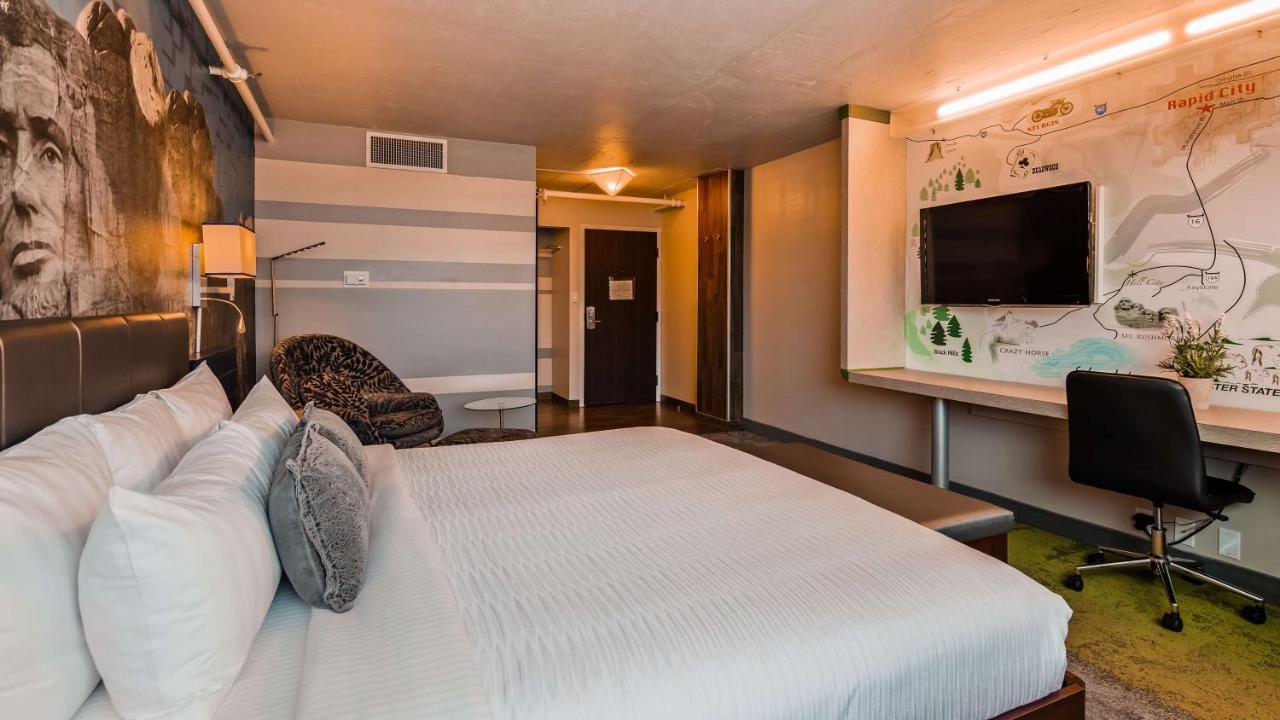  | The Rushmore Hotel & Suites, BW Premier Collection