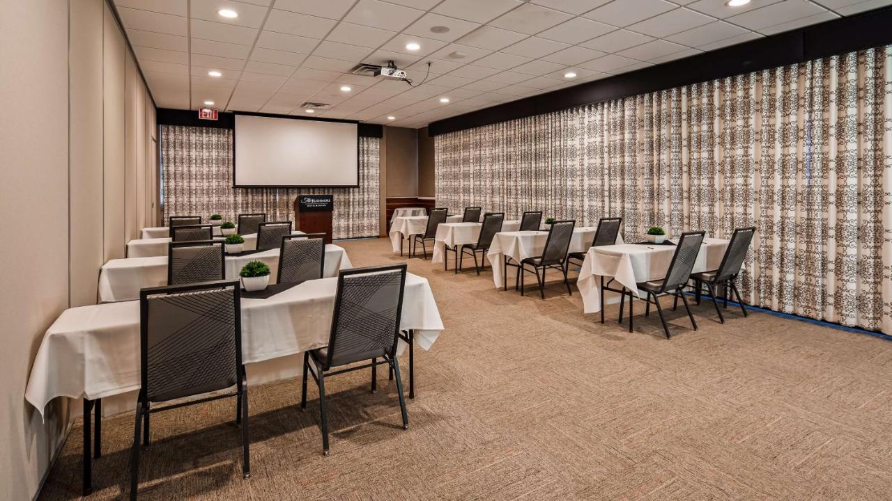  | The Rushmore Hotel & Suites, BW Premier Collection