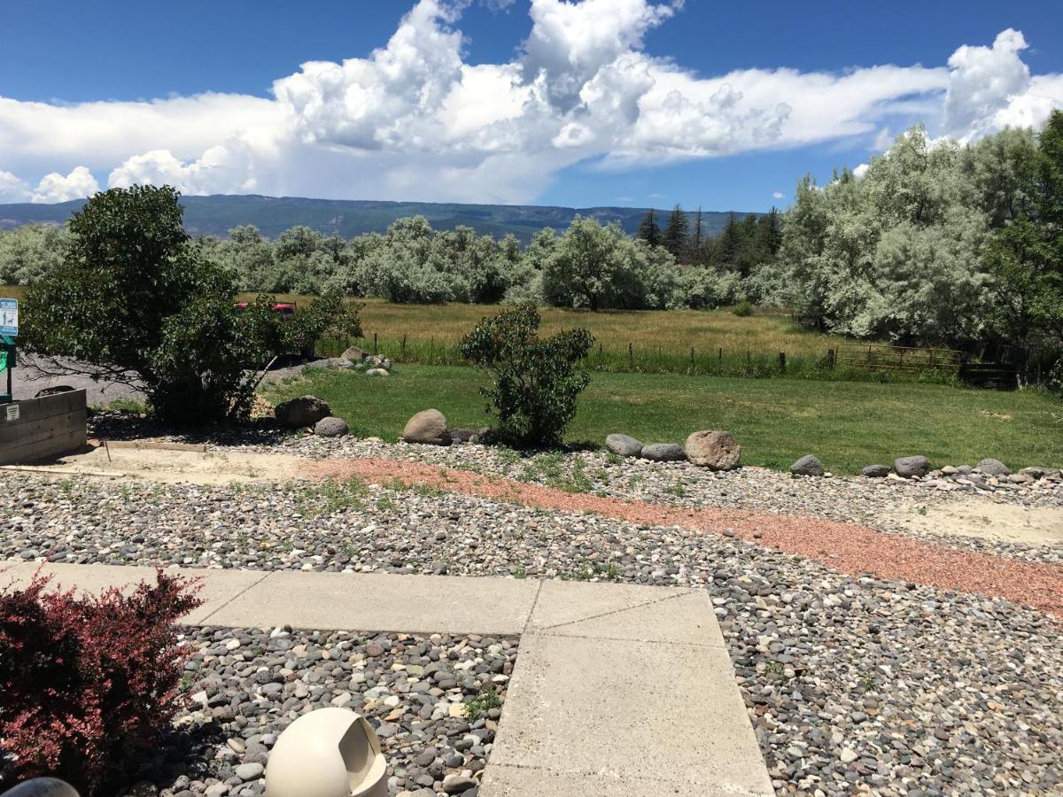 | Stay Wise Inn Cedaredge