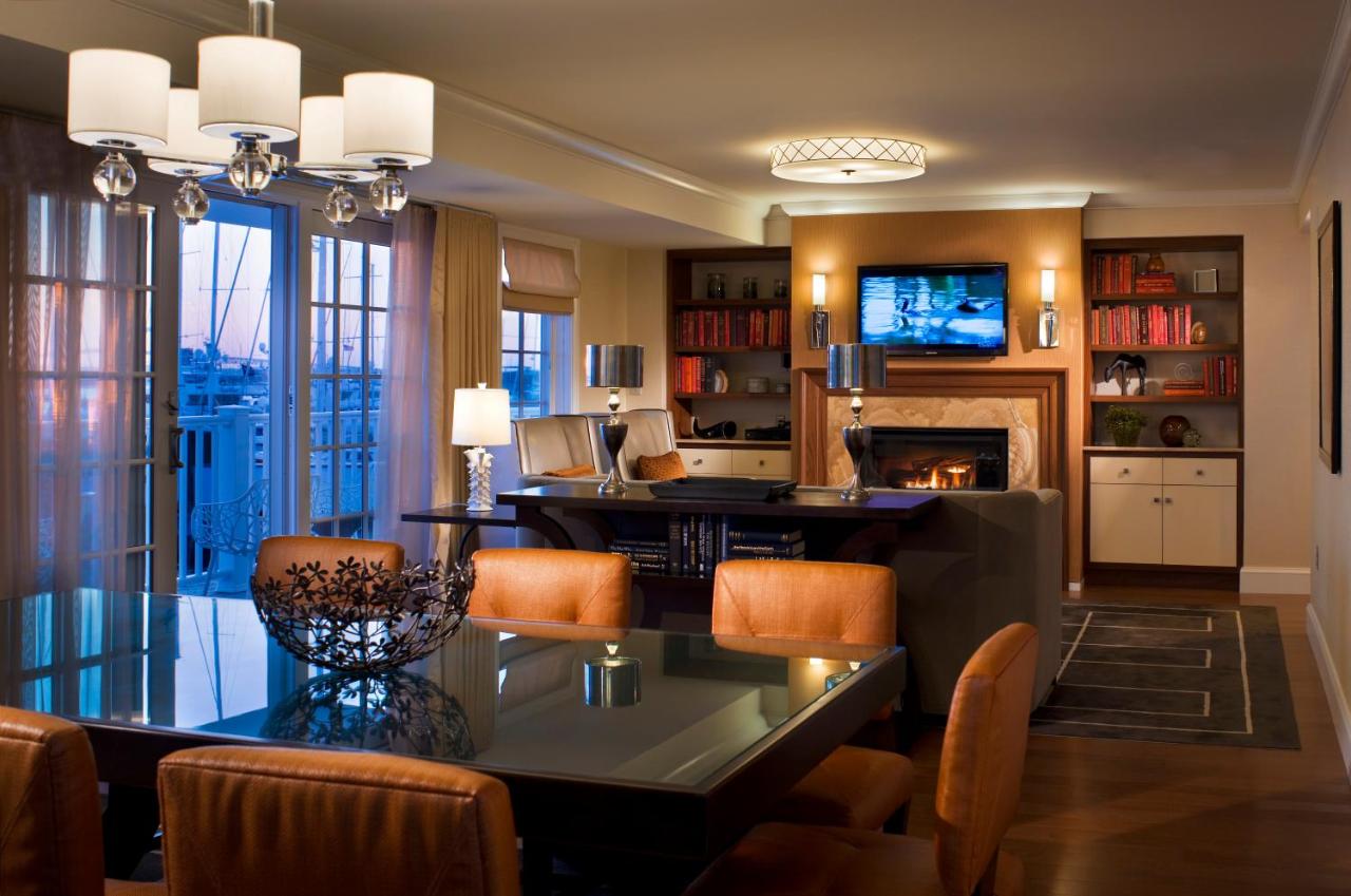 Grand Suite at Forty 1 North