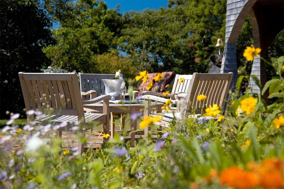 | Lands End Inn - Adults Only