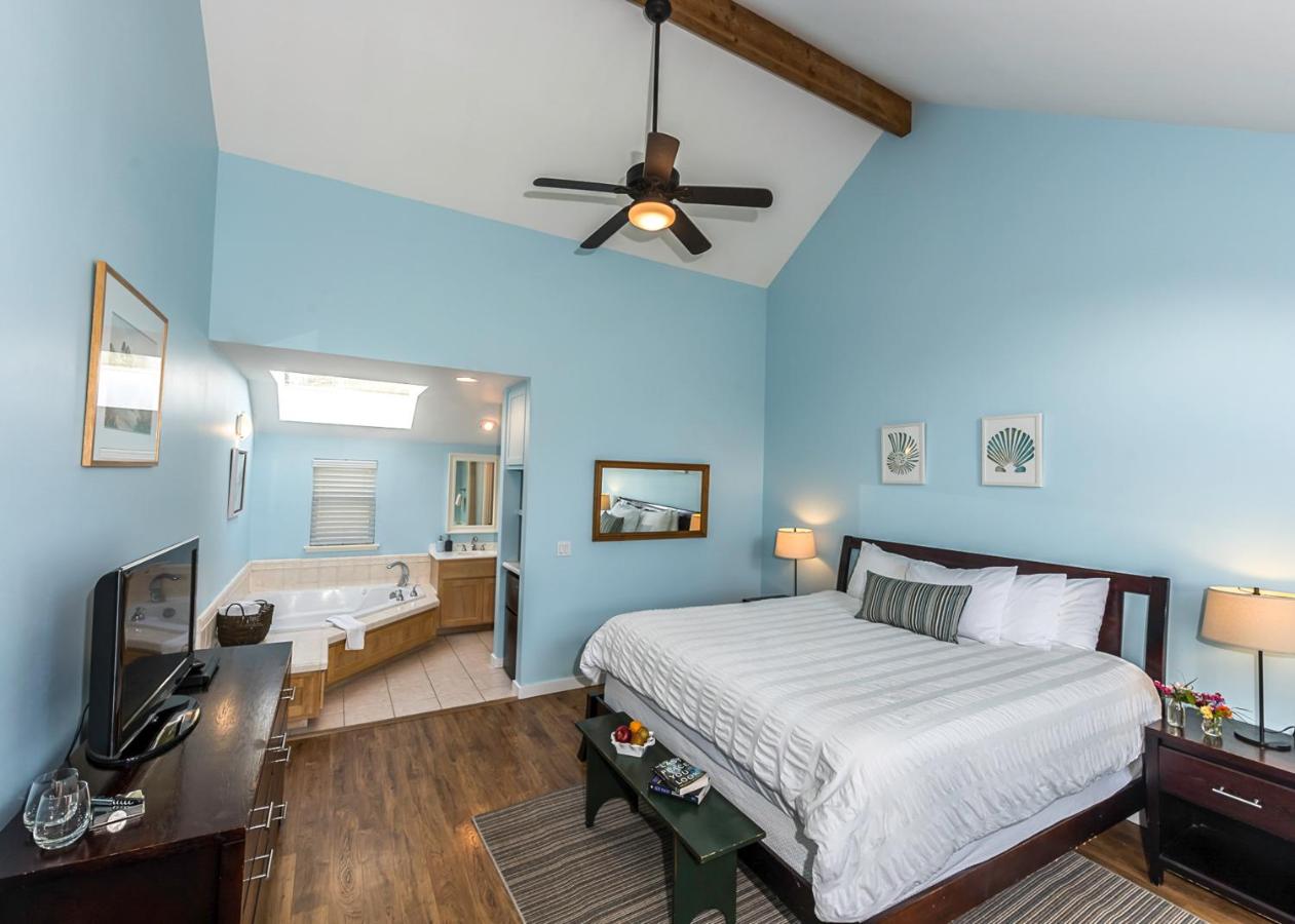 | Inn at Schoolhouse Creek