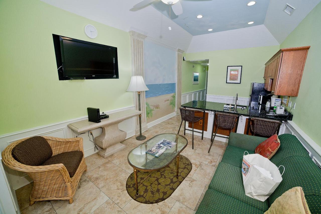 King Suite - Disability Access at DeSoto Beach Gardens