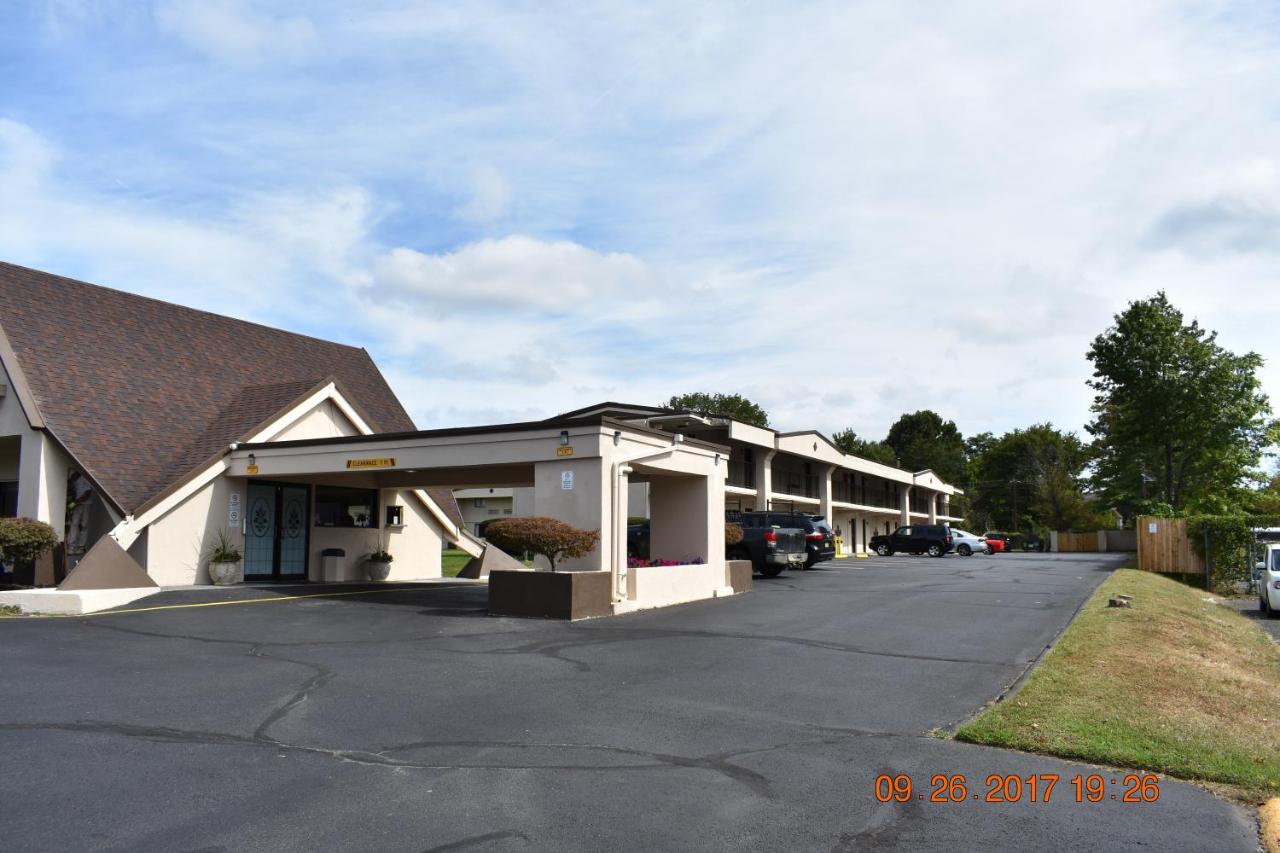 | MHO Hotel Bordentown