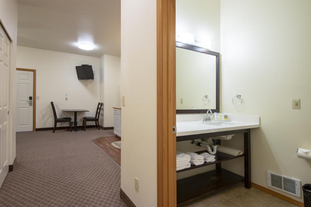 | Sunrise Inn