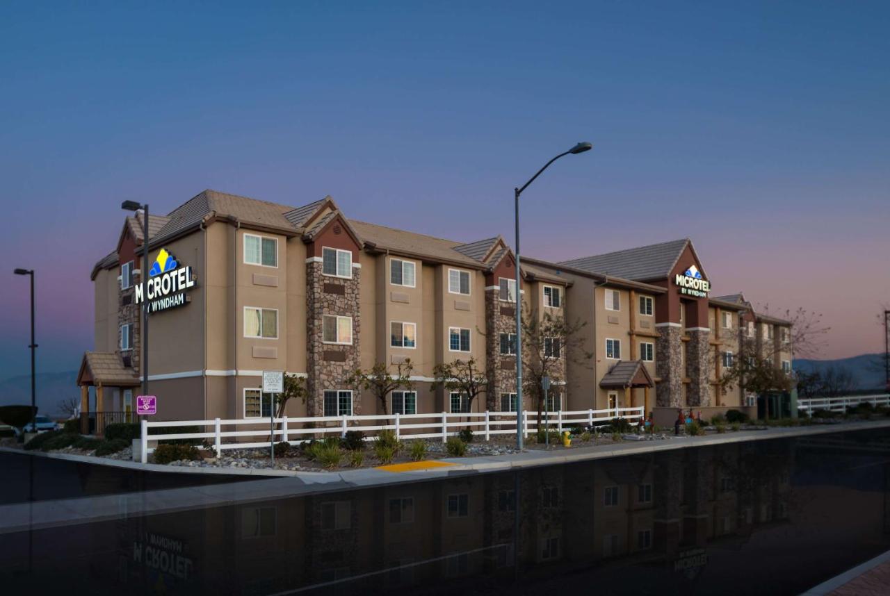 | Microtel Inn & Suites by Wyndham Wheeler Ridge